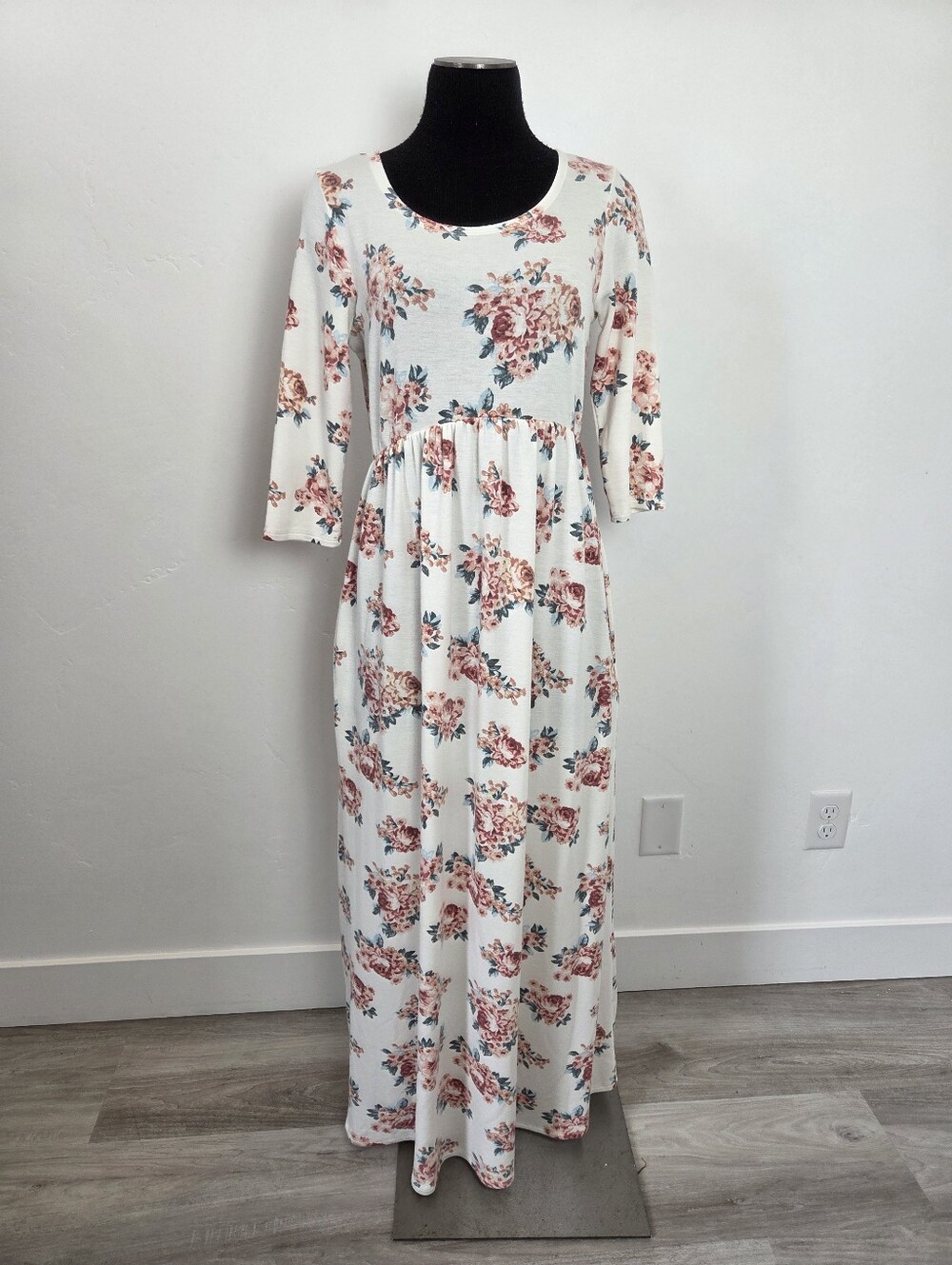 Chris & Carol Floral Maxi Dress Soft Knit Pockets Modest Teacher Cottagecore S